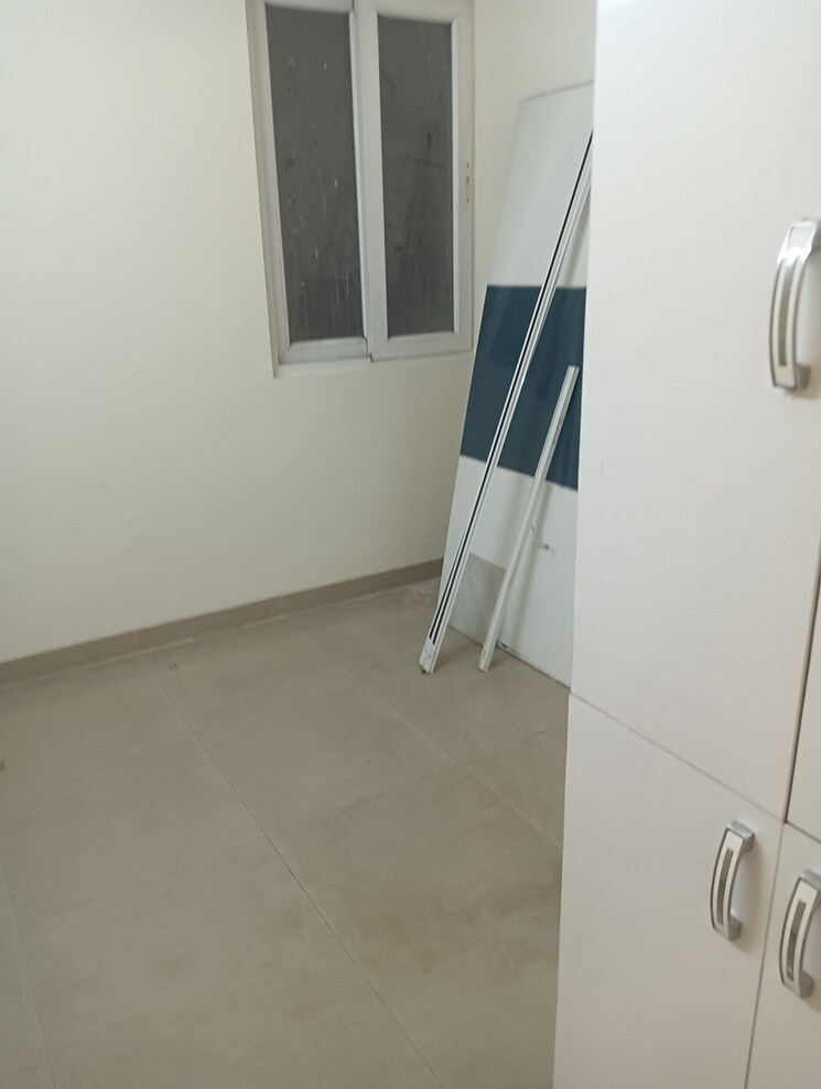 undefined, satguru-apartments 3.5 Bedroom 2400 Sq.Ft. Apartment In Sector 52 Gurgaon 9090479