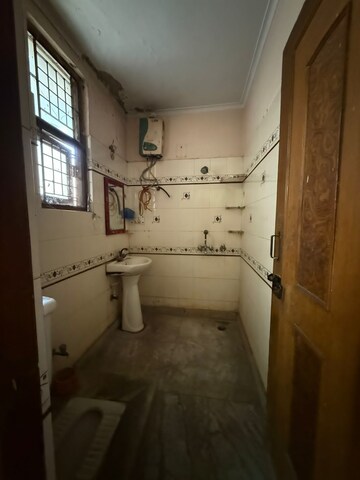 Bathroom in 2 BHK Builder Floor at Vaishali Sector 6 – for Sale