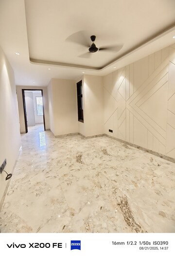 Room in 2 BHK Builder Floor at Freedom Fighters Enclave – for Rent