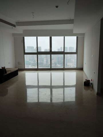Room in 4 BHK Apartment at Bombay Realty Two ICC, Wadala – for Rent