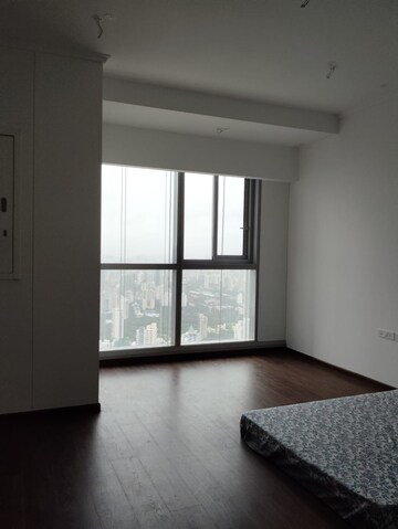 Room in 4 BHK Apartment at Bombay Realty Two ICC, Wadala – for Rent