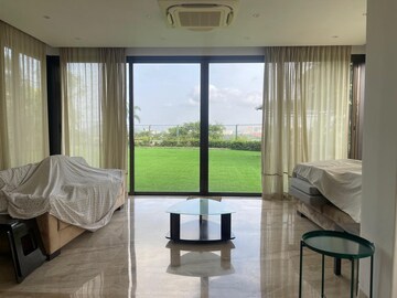 Team Area in 4 BHK Independent House at Royal Palms, Goregaon East – for Rent