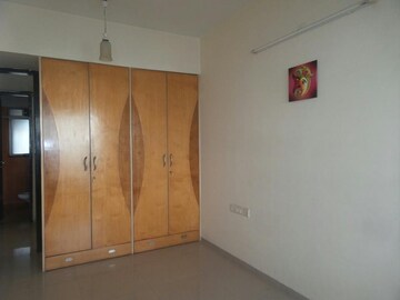 Room in 5 BHK Apartment at Siddhivinayak Horizon, Prabhadevi – for Sale