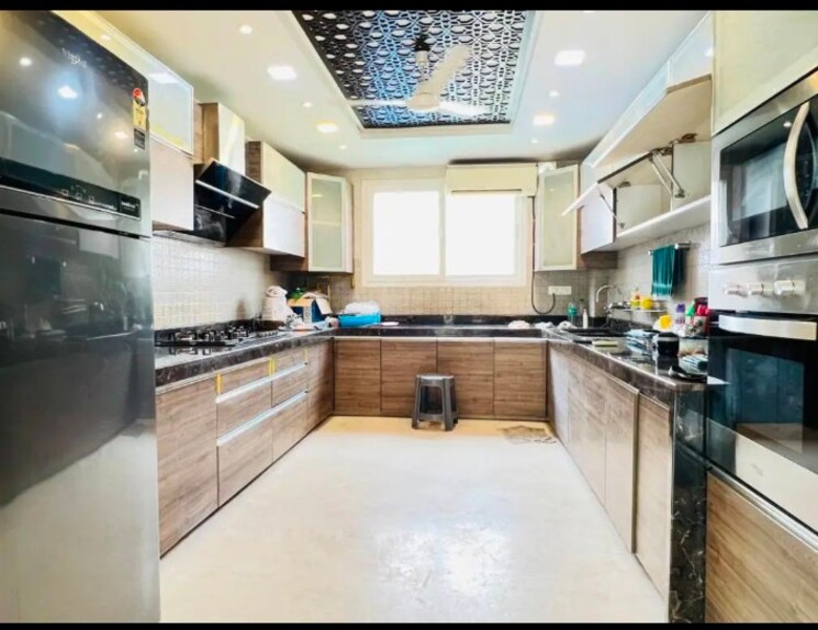 Kitchen, freedom fighters enclave 4 Bedroom 1800 Sq.Ft. Builder Floor In Freedom Fighters Enclave Delhi 9090536