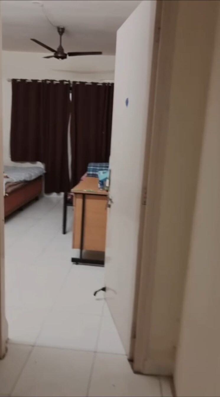 Room, neco-gardens 2 Bedroom 1100 Sq.Ft. Apartment In Viman Nagar Pune 9090533