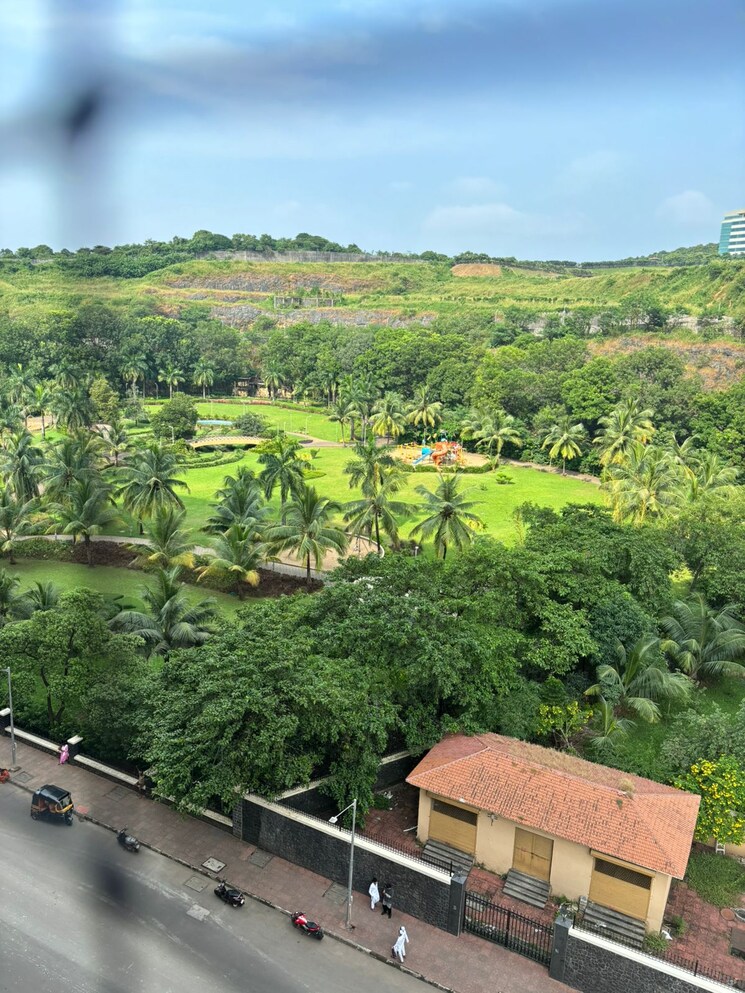 Garden, k-raheja-raheja-residency 3 Bedroom 1375 Sq.Ft. Apartment In Malad East Mumbai 9090528