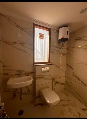Bathroom in 1 BHK Apartment at Saket – for Rent