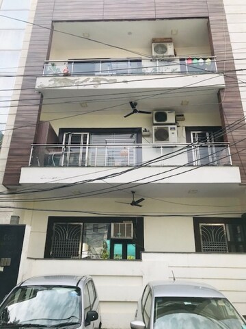 2 BHK Builder Floor For Sale in Ramprastha Colony