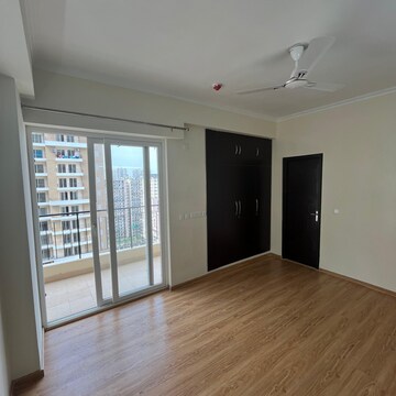 3 BHK Apartment For Rent in Amrapali Crystal Homes, Sector 76
