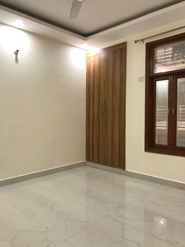 Room in 2 BHK Builder Floor at Chattarpur – for Rent