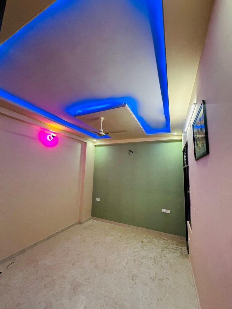 Room, ajmer road 2 Bedroom 80 Sq.Yd. Villa In Ajmer Road Jaipur 9090539