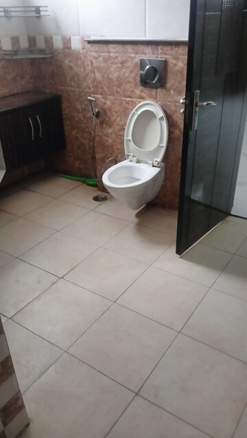  3 BHK Builder Floor at Palam Vihar – for Rent