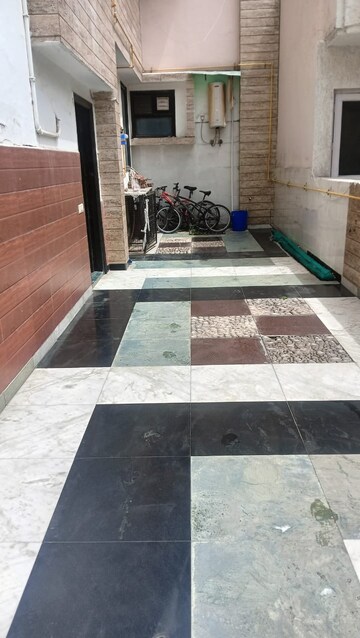 Balcony in 3 BHK Builder Floor at Palam Vihar – for Rent