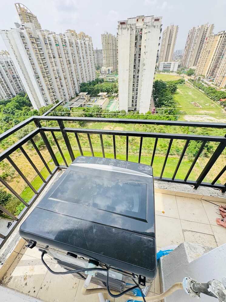 Balcony, gardenia-golf-city 3.5 Bedroom 1550 Sq.Ft. Apartment In Sector 75 Noida 9090640