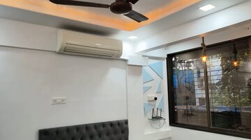 Furnished Amenities in 2 BHK Apartment at Juhu – for Rent