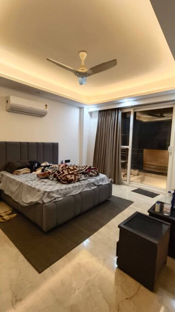 Bedroom in 3 BHK Builder Floor at Saket – for Rent