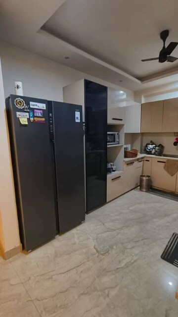 Team Area in 3 BHK Builder Floor at Saket – for Rent