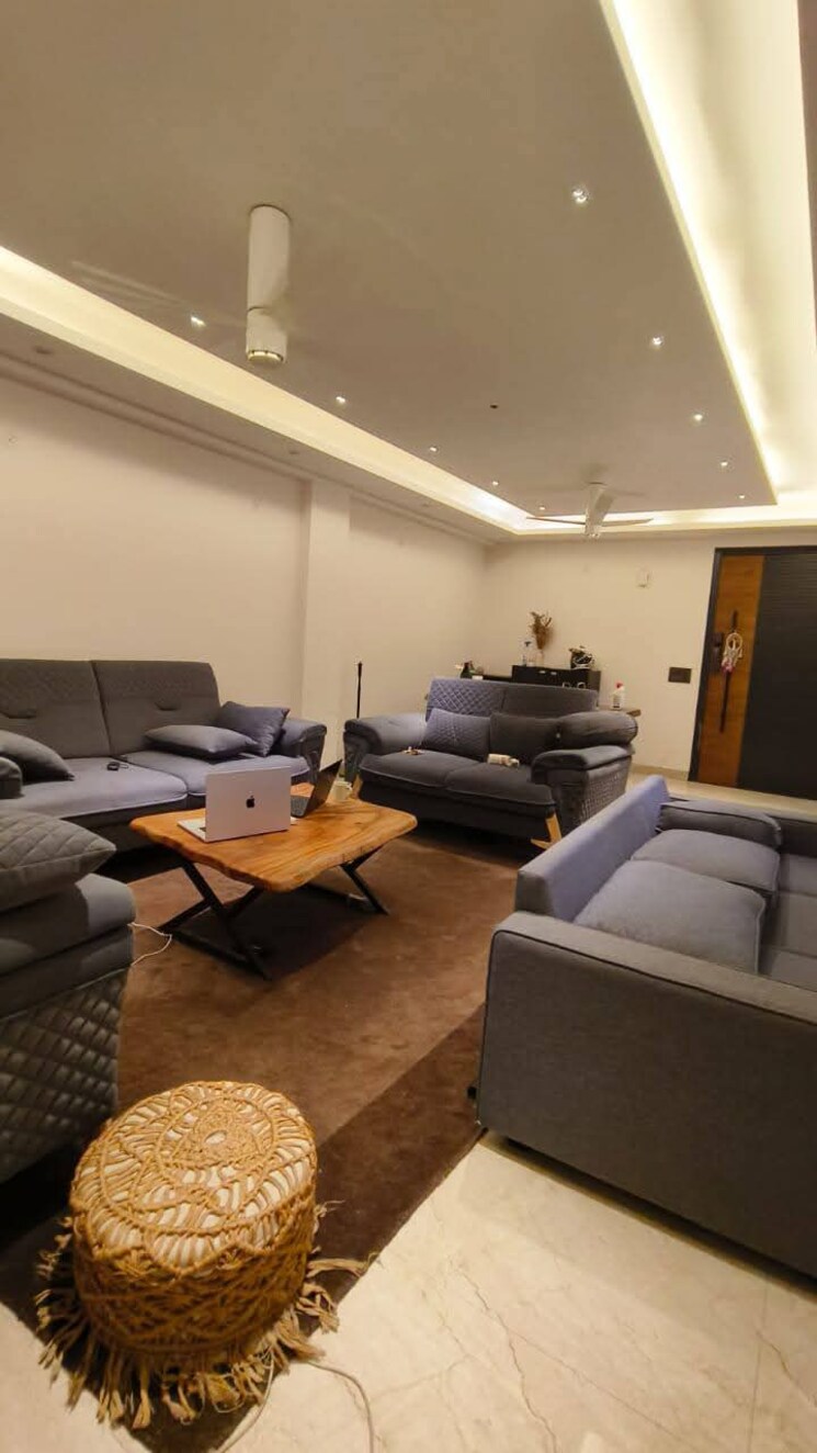 Team Area, saket 3 Bedroom 1800 Sq.Ft. Builder Floor In Saket Delhi 9090664