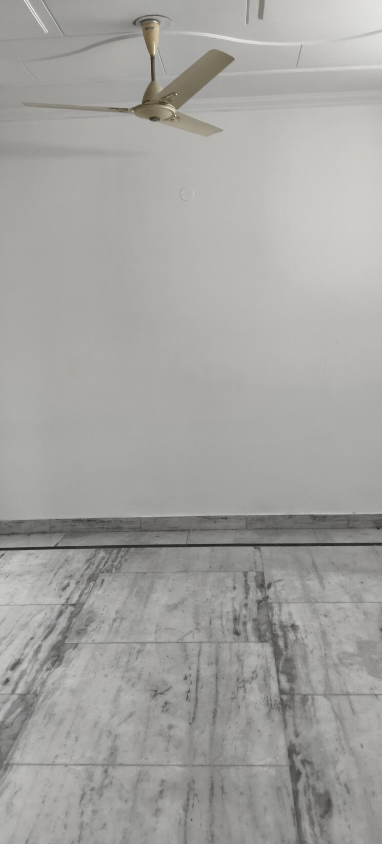 Swimming Pool, royal-towers-noida 4 Bedroom 2200 Sq.Ft. Apartment In Sector 61 Noida 9090707