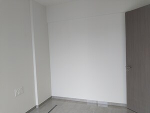 Room in 3 BHK Apartment at Innovision The Midtown, Nalasopara West – for Sale