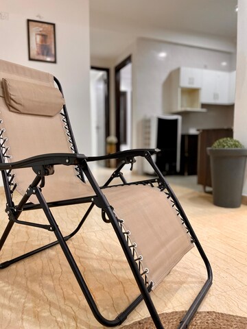 Living Room in 3 BHK Builder Floor at Chattarpur – for Rent