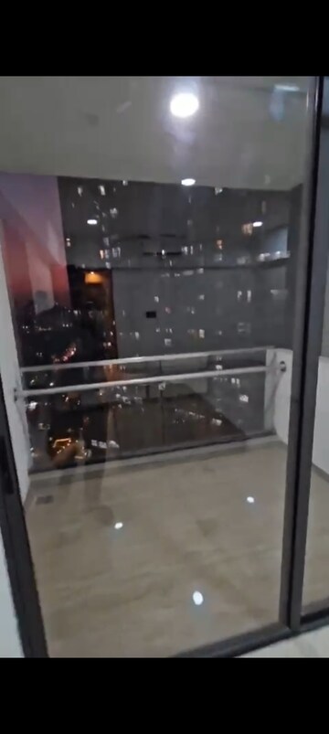 3 BHK Apartment For Rent in Lodha Woods, Kandivali East