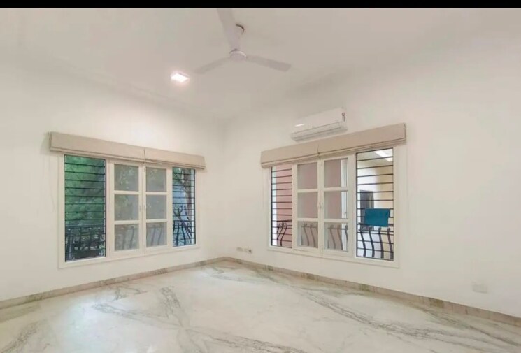 Room, saket 3 Bedroom 2200 Sq.Ft. Builder Floor In Saket Delhi 9090708