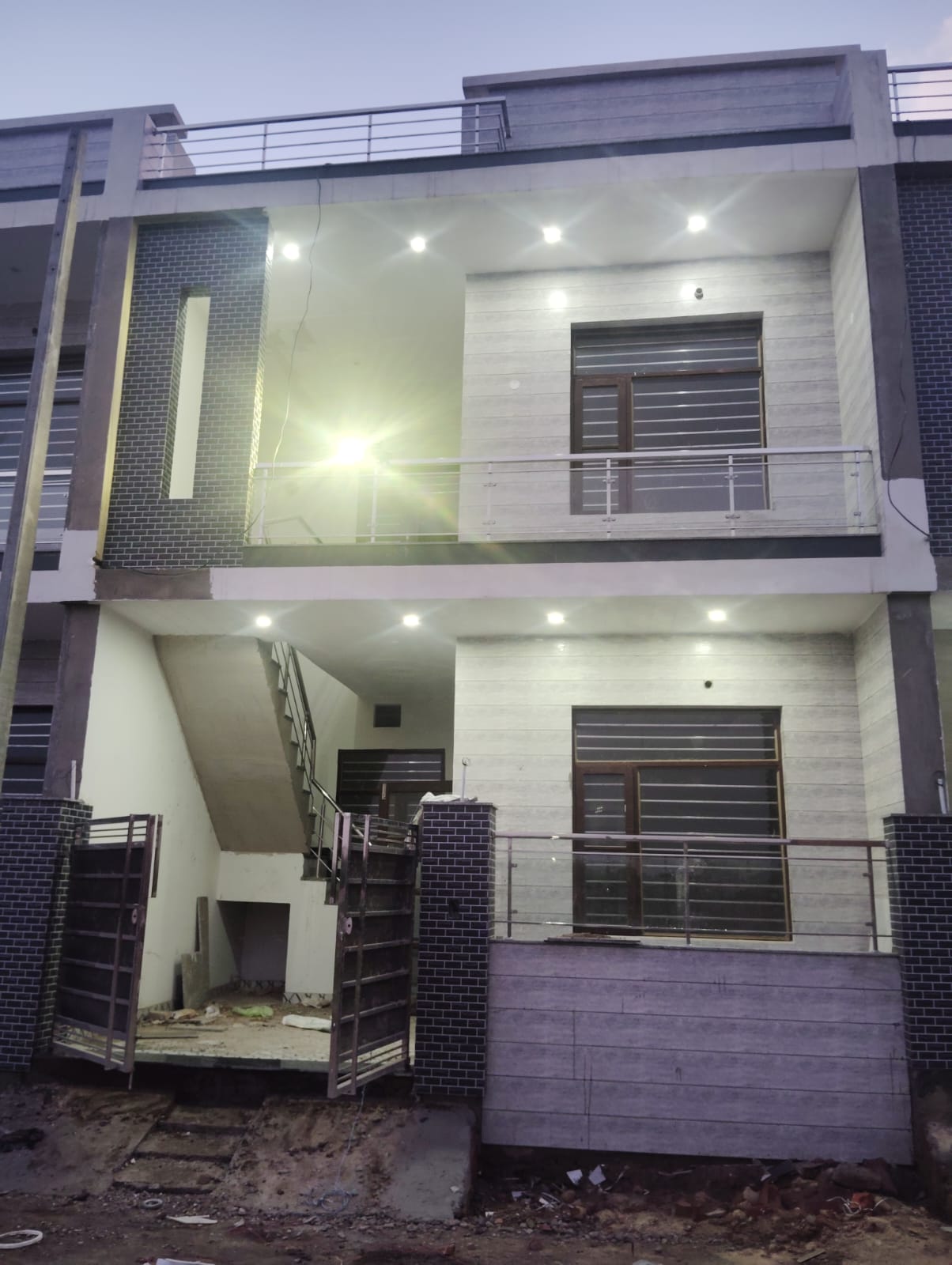 4 BHK + Pooja Room,Servant Room,Study Room,Extra Room Independent House For Sale in Golden House 