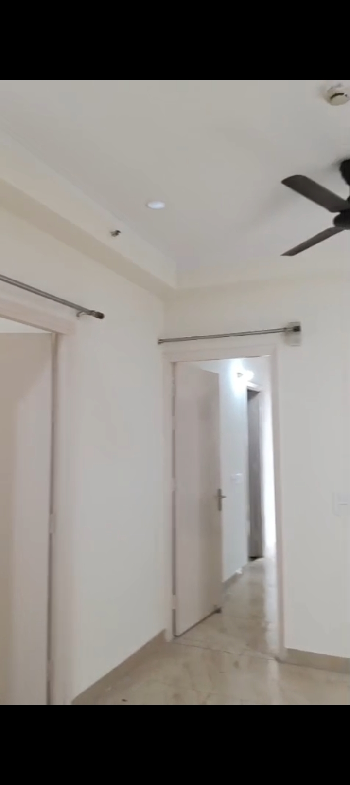 2 BHK Apartment For Rent in Gaur City 2 - 14th Avenue