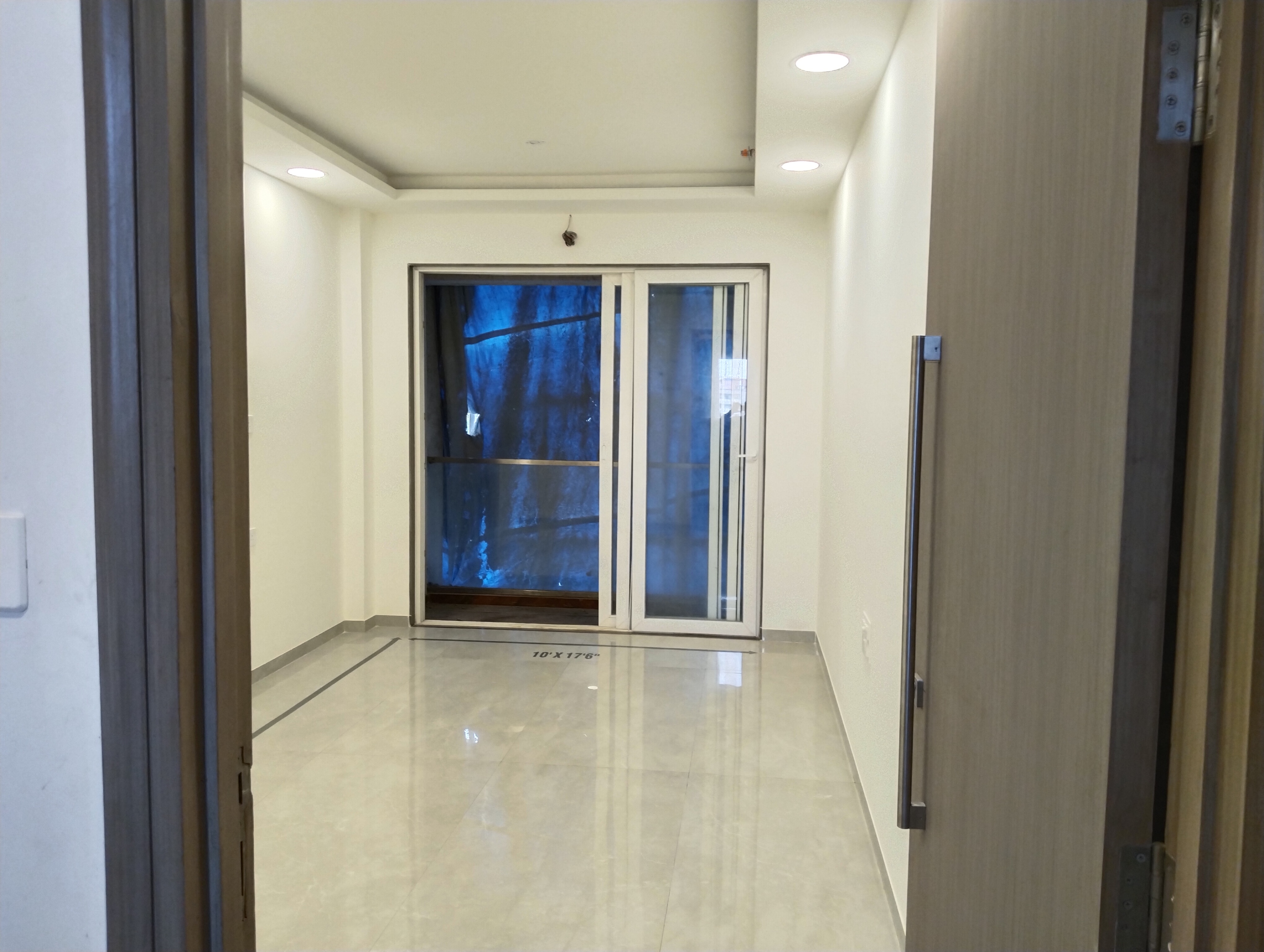 2 BHK Apartment For Sale in Innovision The Midtown