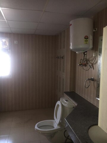 Bathroom in 4 BHK Apartment at ATS Paradiso, Chi Iv Greater Noida – for Sale
