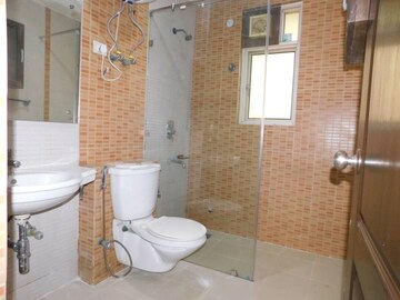 Bathroom in 4 BHK Apartment at ATS Paradiso, Chi Iv Greater Noida – for Sale