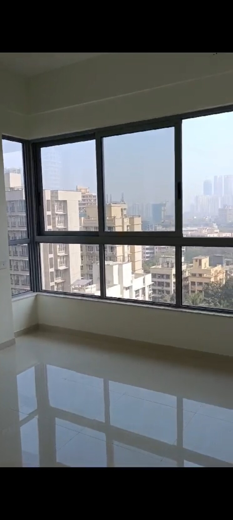 Swimming Pool, kalpataru-vienta 2 Bedroom 740 Sq.Ft. Apartment In Kandivali East Mumbai 9090774