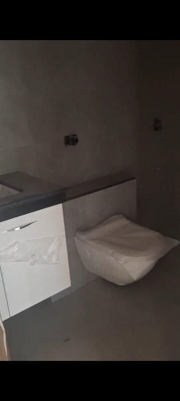 Bathroom in 2 BHK Apartment at Pruthvi Pushpanjali, Vile Parle East – for Rent
