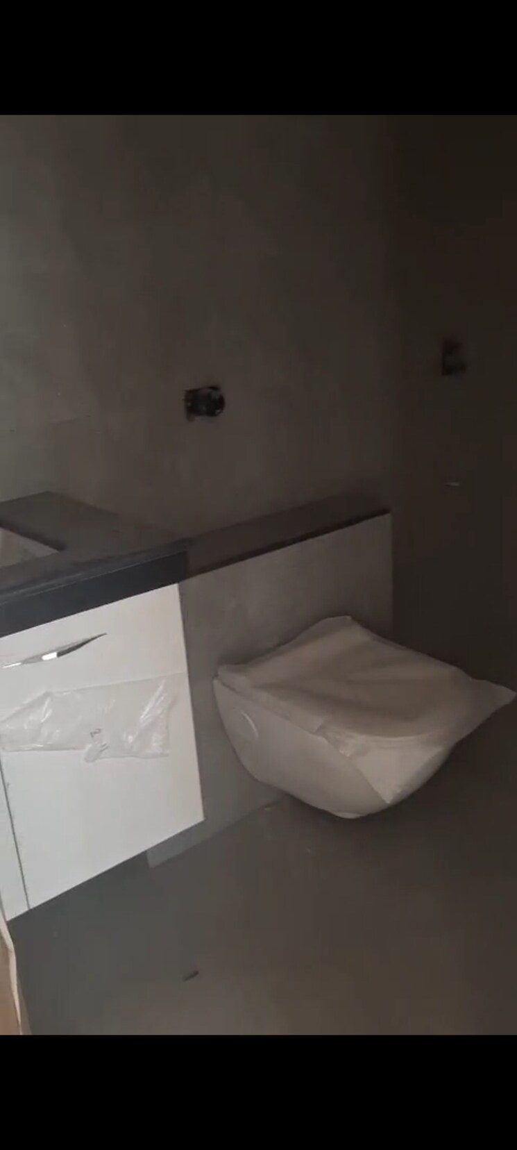 Bathroom, pruthvi-pushpanjali 2 Bedroom 749 Sq.Ft. Apartment In Vile Parle East Mumbai 9090816