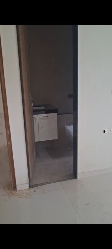 Bathroom in 2 BHK Apartment at Pruthvi Pushpanjali, Vile Parle East – for Rent