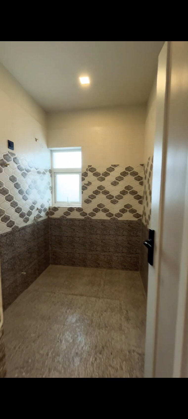 Bathroom, sector 104 4 Bedroom 1100 Sq.Ft. Apartment In Sector 104 Faridabad 9090808