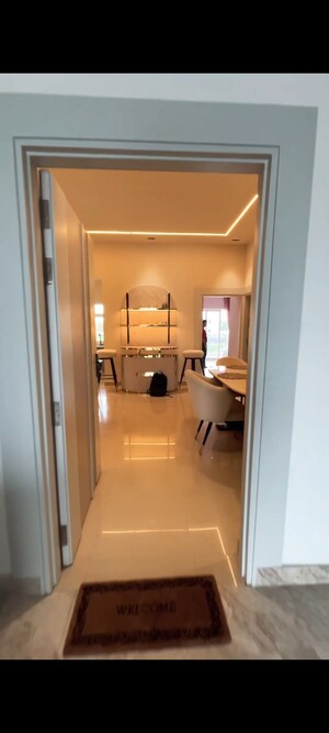 Furnished Amenities in 4 BHK Apartment at Sector 104 – for Sale