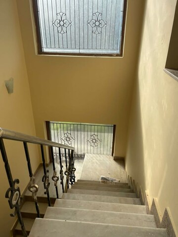 Balcony in 3 BHK Builder Floor at Palam Vihar – for Rent