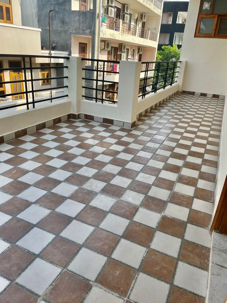 Bedroom, palam vihar 3 Bedroom 3000 Sq.Ft. Builder Floor In Palam Vihar Gurgaon 9090857