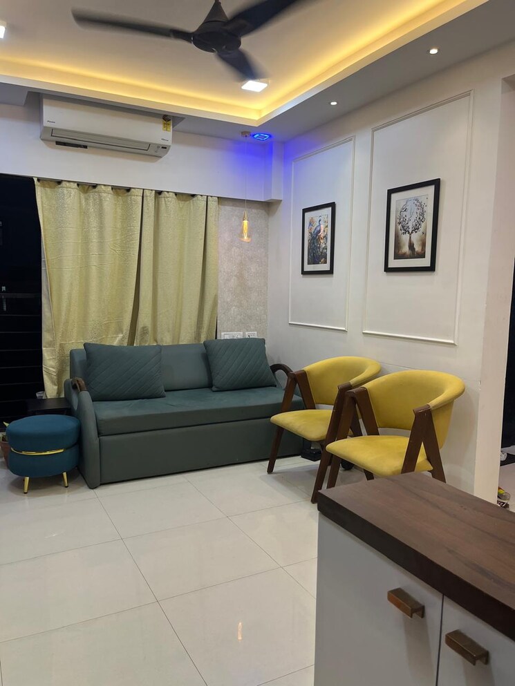 Living Room, thakur-gayatri-satsang 1 Bedroom 595 Sq.Ft. Apartment In Kandivali East Mumbai 9090842