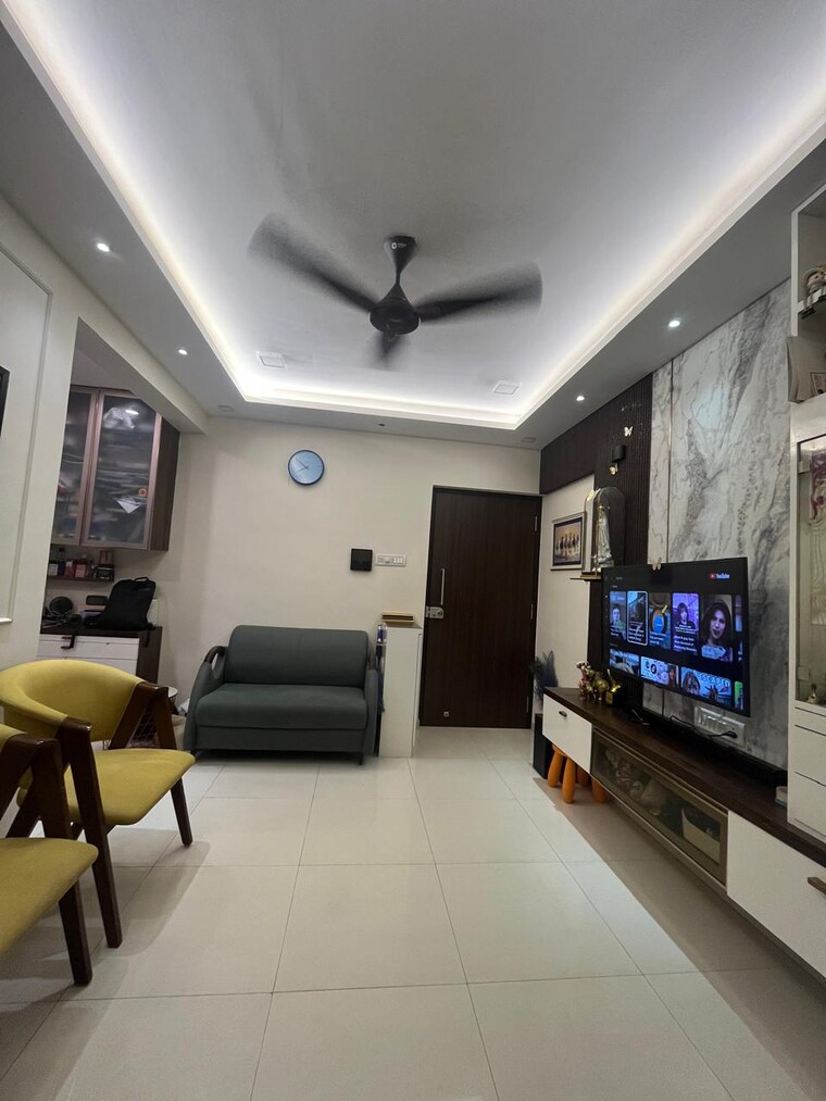 Team Area, thakur-gayatri-satsang 1 Bedroom 595 Sq.Ft. Apartment In Kandivali East Mumbai 9090842