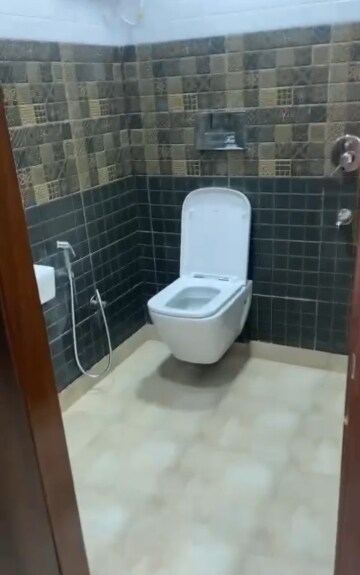 Washroom in 1 BHK Builder Floor at Old Rajinder Nagar – for Rent