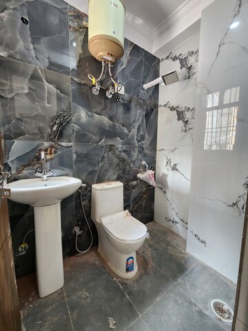 Attached Bathroom in 2 BHK Builder Floor at Chattarpur – for Rent