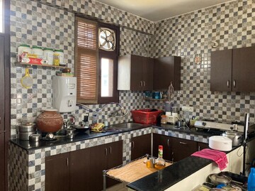 Kitchen in 2 BHK Builder Floor at Palam Vihar – for Rent