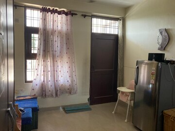 Living Room in 2 BHK Builder Floor at Palam Vihar – for Rent