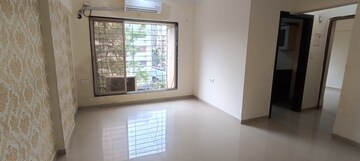 Room in 1 BHK Apartment at Bhoomi Park, Malad West – for Rent