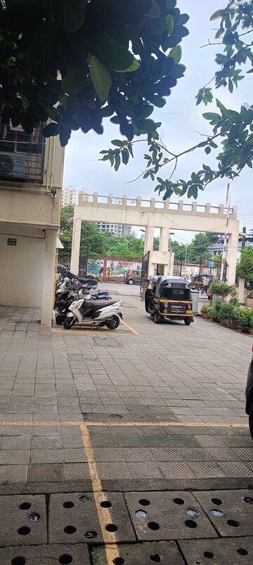Parking in 1 BHK Apartment at Bhoomi Park, Malad West – for Rent