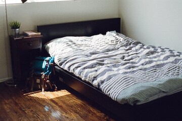 Bedroom in 1 RK Apartment at Karol Bagh – for Rent