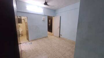 Room in 2 BHK Apartment at Crystal Garden Estate CHS, Manpada – for Rent
